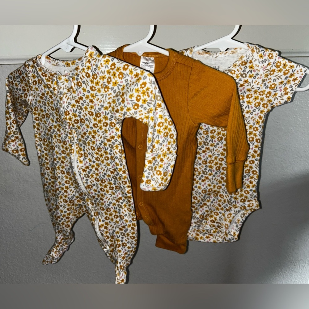 Baby girl fall set